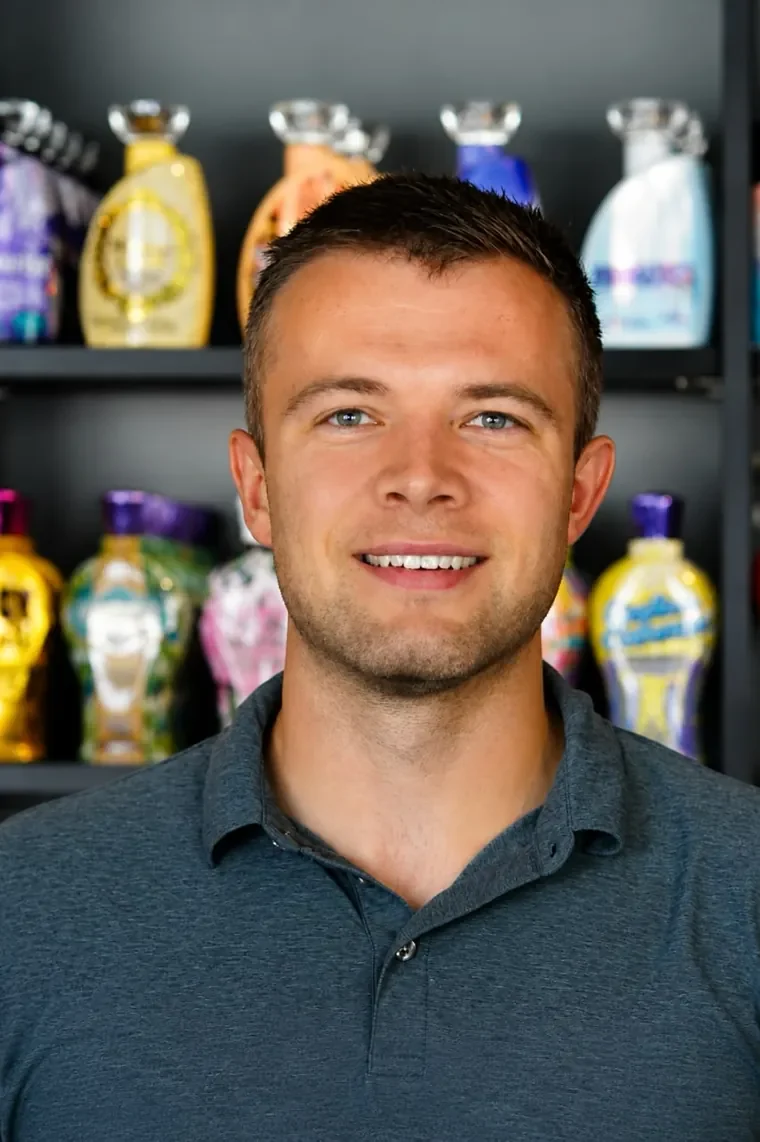 Austin Homerosky at Sunsational Tan