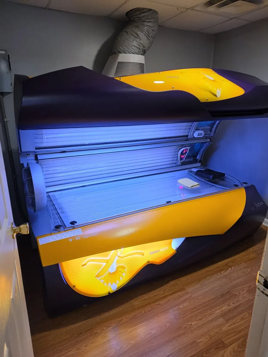 Banana Beach M-60 tanning bed at the Greentree location