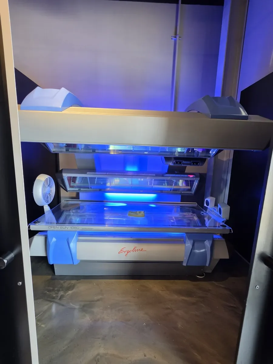 OpenSun 1050 high-pressure tanning bed at Sunsational Tan