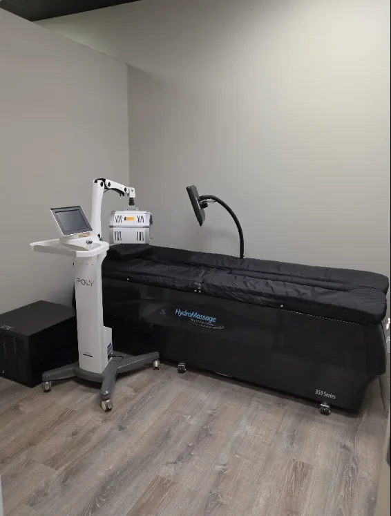 HydroMassage 350 lounger at Sunsational Tan